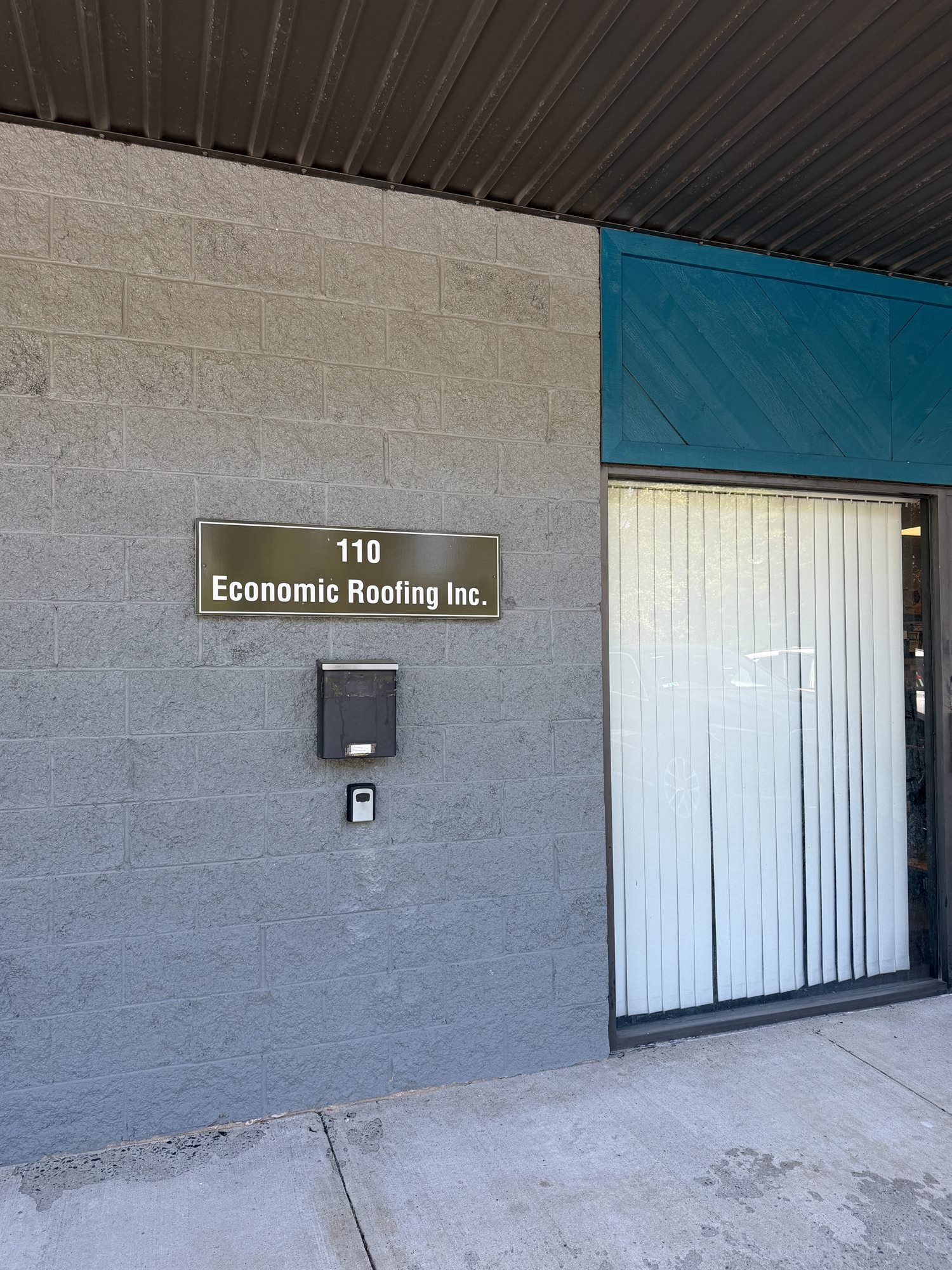 Economic Roofing office entrance in Huntington Valley
